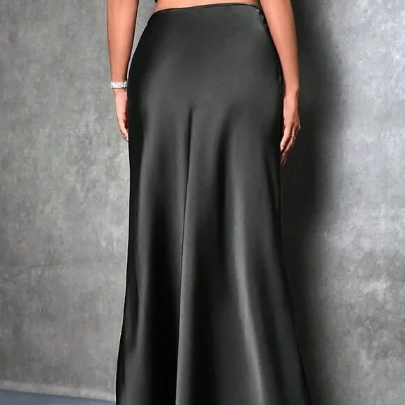 Black Casual Womens Solid Maxi Satin Skirt - Picture 3 of 5